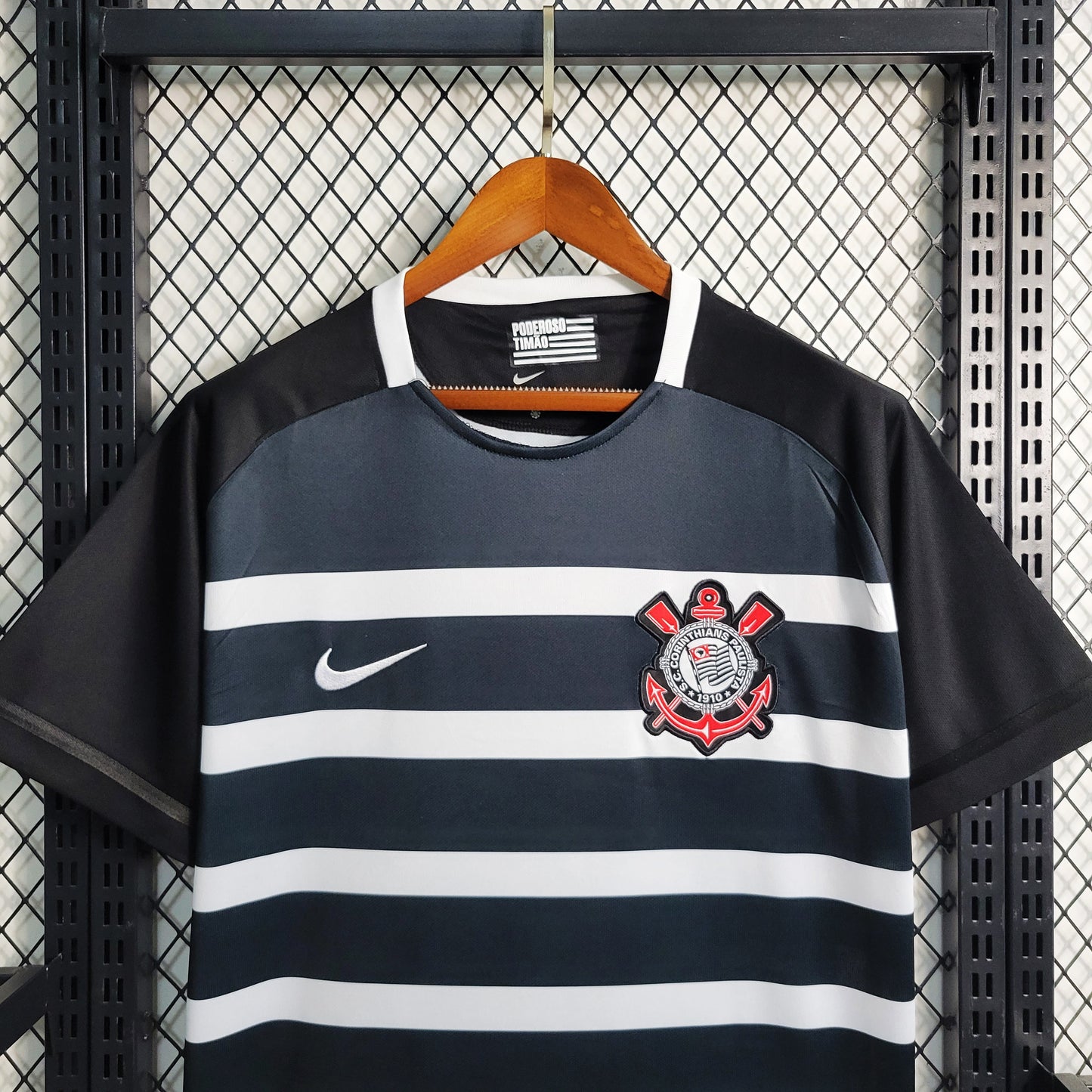 Camisa Corinthians Fora 14/15 - Retrô Preta e Branca