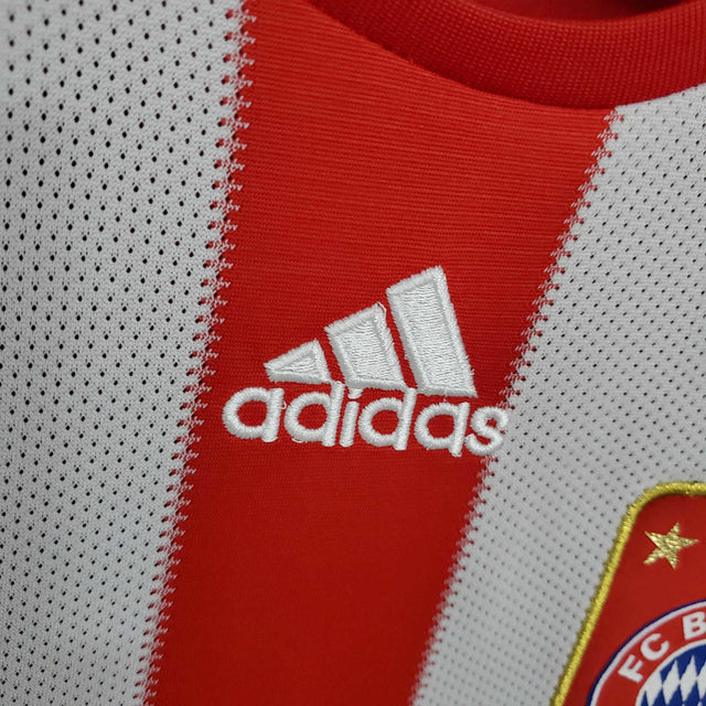 Camisa Retrô Bayern de Munique 2010/2011  Masculina Adidas