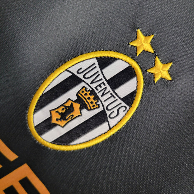 Camisa Retrô Juventus II 2001/2002  Lotto Masculina