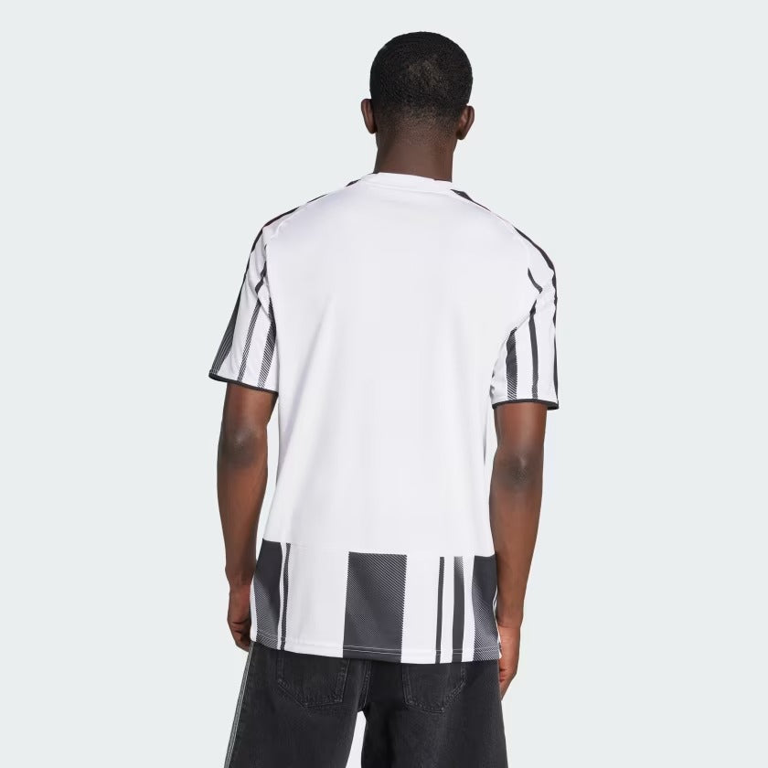 Camisa adidas Juventus FC 2025/26 I Torcedor