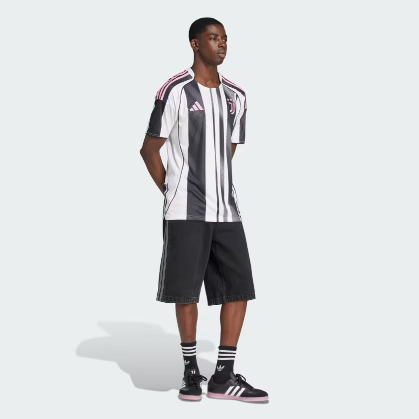 Camisa adidas Juventus FC 2025/26 I Torcedor