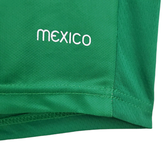 Camisa Retrô Seleção do México 2006 Nike