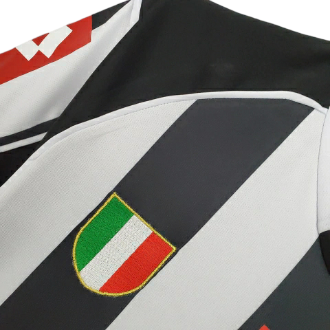 Camisa Retrô Juventus 2002/2003  Lotto Masculina
