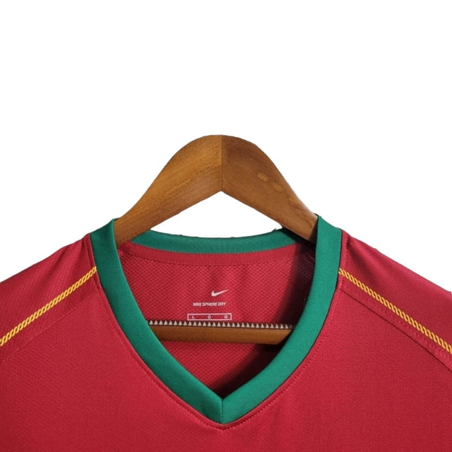 Camisa Retrô Seleção de Portugal I 2006 Nike